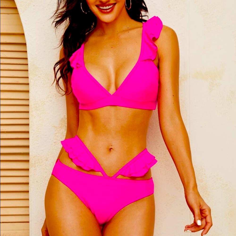 Hot Pink Bikini With Ruffle Details Small - Picture 3 of 4
